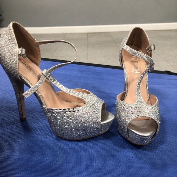 Rhinestone/Glitter Heels - Picture 4 of 5